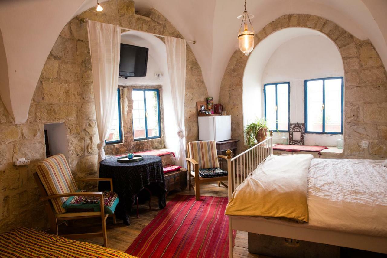 Mikes Khan Abu Ghaush Dış mekan fotoğraf
